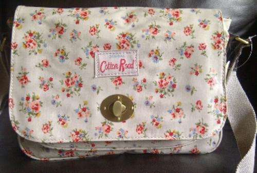 STUNNING COTTON ROAD HANDBAG!!!!