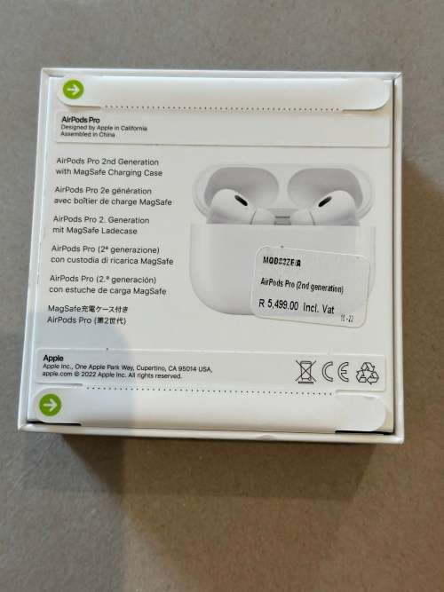 Apple AirPods Pro (2nd Gen) with MagSafe Charging Case
