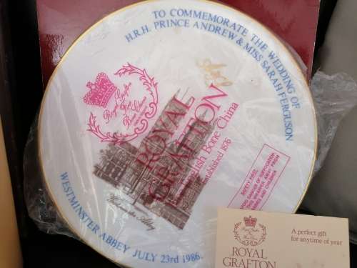 RIP - Queen Elizabeth II  package