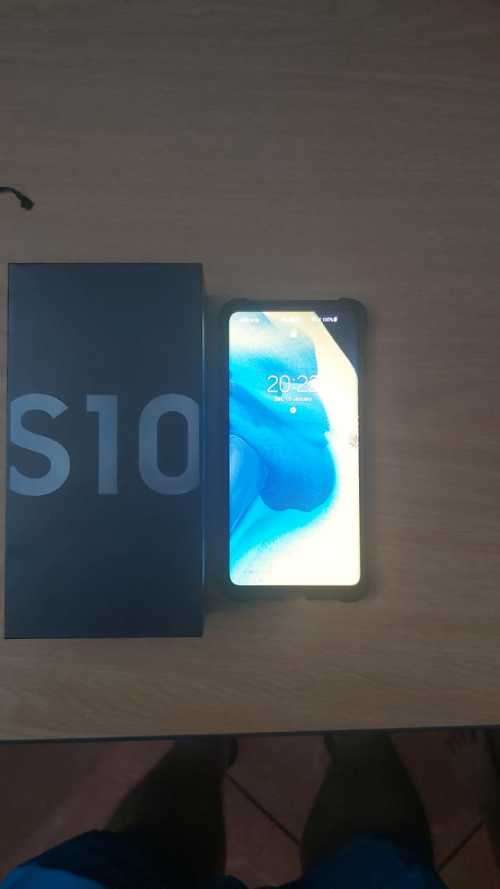 Samsung S10