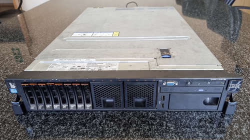 IBM X3650 M4 - 32 Threads - 96GB Ram