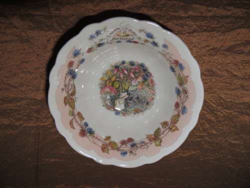 ROYAL DOULTON Brambly Hedge bowl