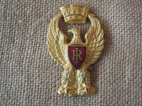 ITALIAN POLICE CAP BADGE