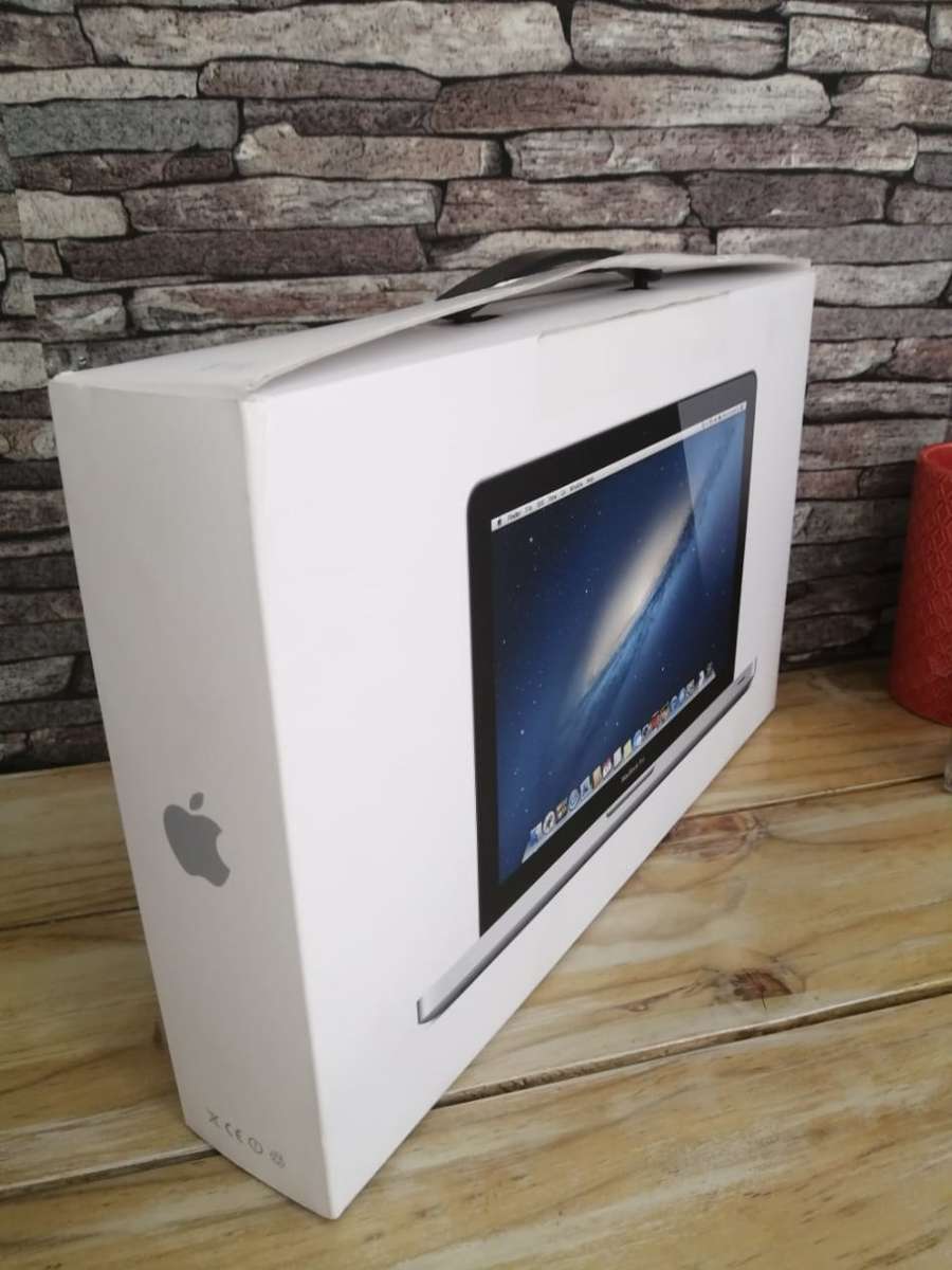 Apple Macbook Pro Core i5 with 250GB SSD & Original Box