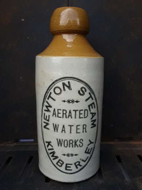 NEWTON STEAM AERATED WATER WORKS KIMBERLEY Ginger beer bottle