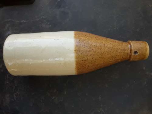 MOTYER AND CLEMENT PARK AVENUE EAST LONDON Ginger beer bottle