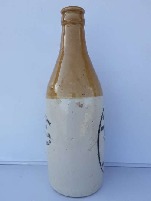 WEST RAND MINERAL WATERS LTD KRUGERSDORP Ginger beer bottle