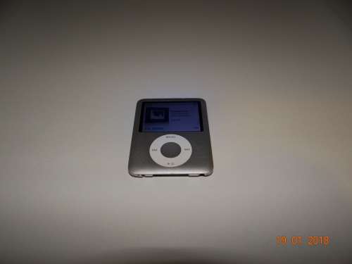 APPLE iPOD NANO | 4GB | SILVER | GENUINE APPLE PRODUCT