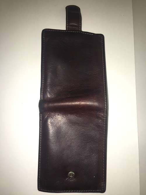 ORIGINAL JACKYLL & HIDE | BI-FOLD WALLET | WAS R999.99 | GENUINE LEATHER