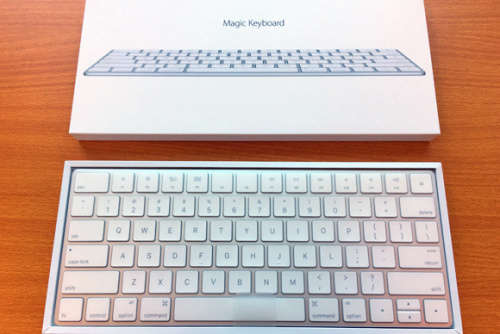 APPLE MAGIC KEYBOARD | AS NEW | IN BOX