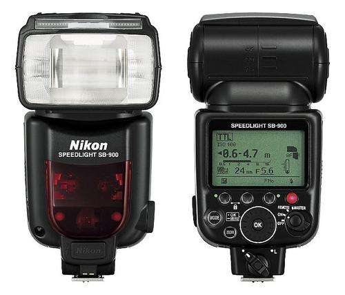 Nikon SB-900 AF Speedlight Flash - Free delivery