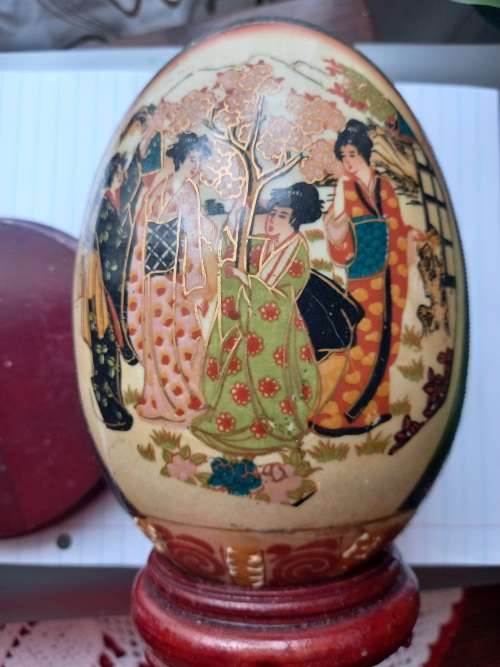 Vintage, Satsuma Egg With Stand, Hand Painted Japanese Art
