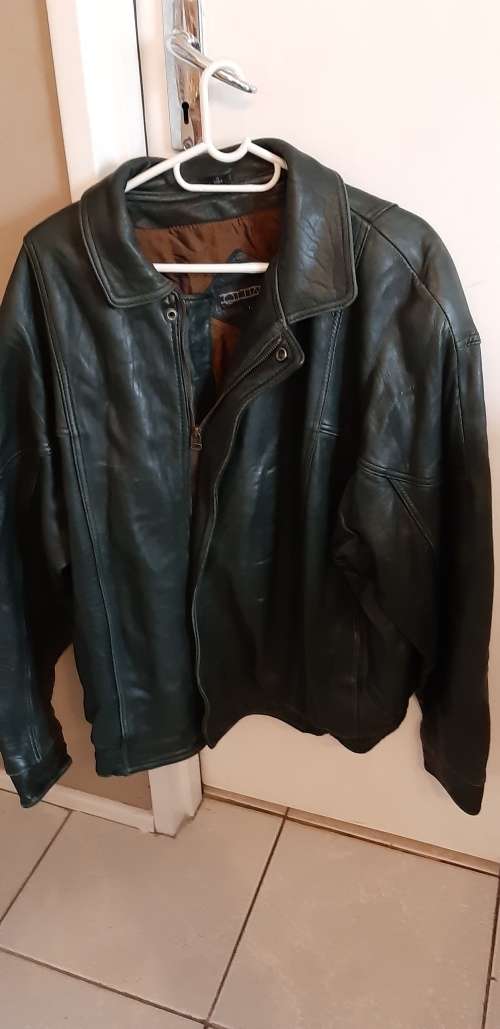 Genuine leather jacket bomber style