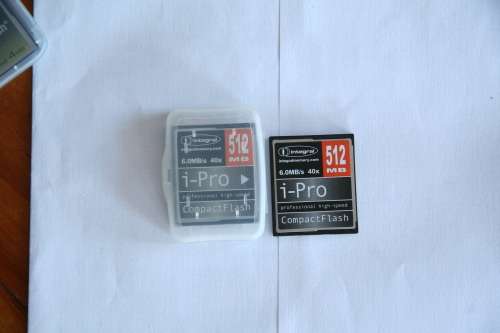 I Pro 512MB Compact Cards