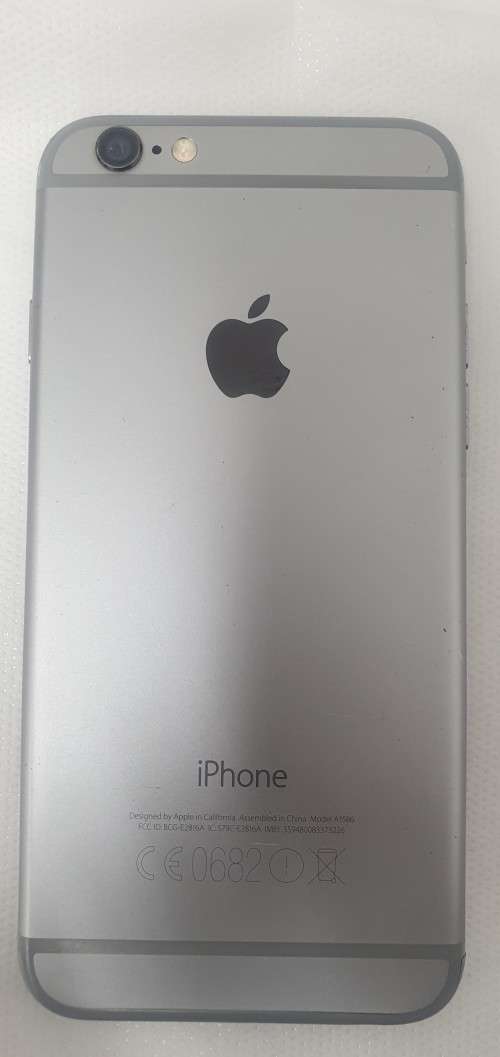 iPhone 6 - 32GB *Read*