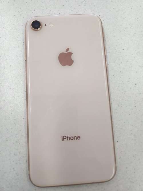 iPhone 8 - 64GB
