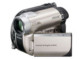 sony handycam - records directly to dvd with editing options, powerfull zoom