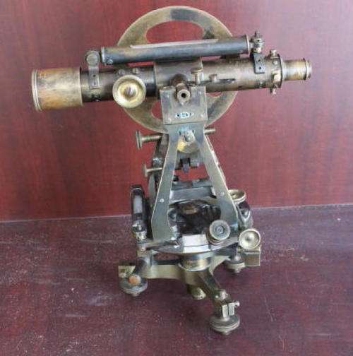 ANTIQUE THEODOLITE