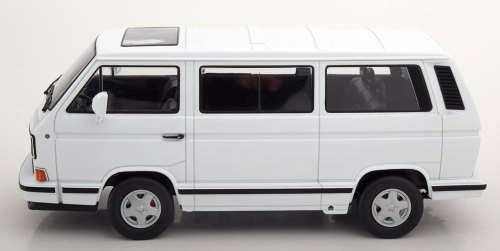 Die cast VW Volkswagen Caravelle 1:18  NEW IN BOX - LIMITED EDITION - KK SCALE