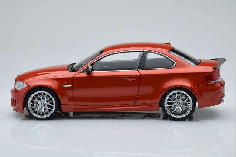 BMW 1M - COLLECTORS PIECE. (Die cast) 1:18 - LIMITED EDITION - RARE MODEL