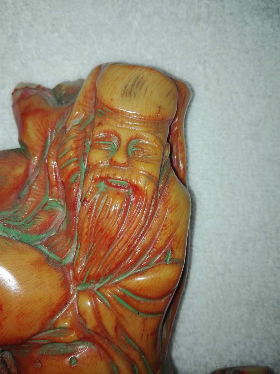 Antique ,Man with money bag.Hand carved Coral  170 x 110  x 80 mm Chinese