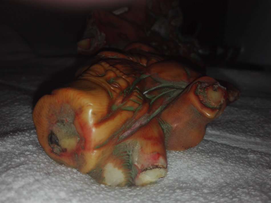 Antique ,Man with money bag.Hand carved Coral  170 x 110  x 80 mm Chinese