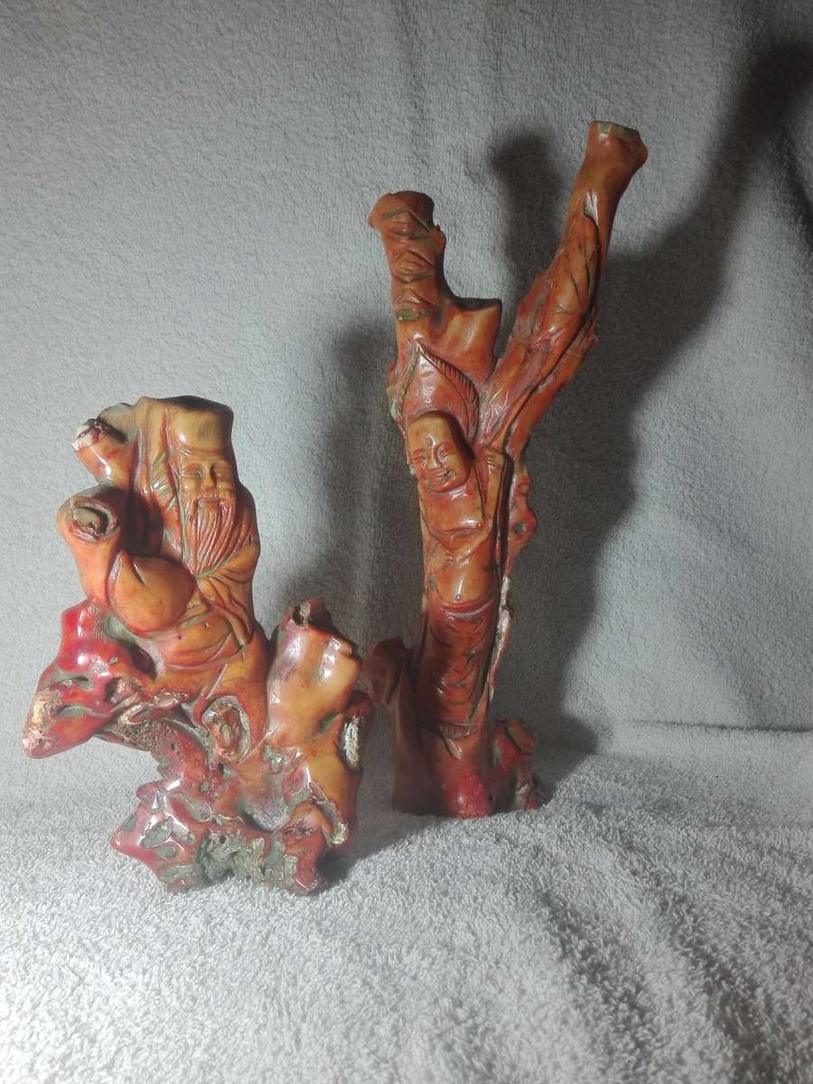 Antique ,Man with money bag.Hand carved Coral  170 x 110  x 80 mm Chinese