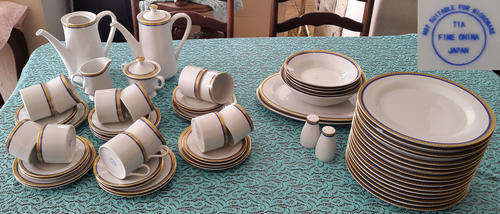 Stylish Noritake Toorak Blue Tea/Dinner Set