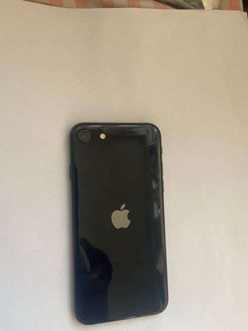 Brand New iPhone SE Midnight 64GB 2022