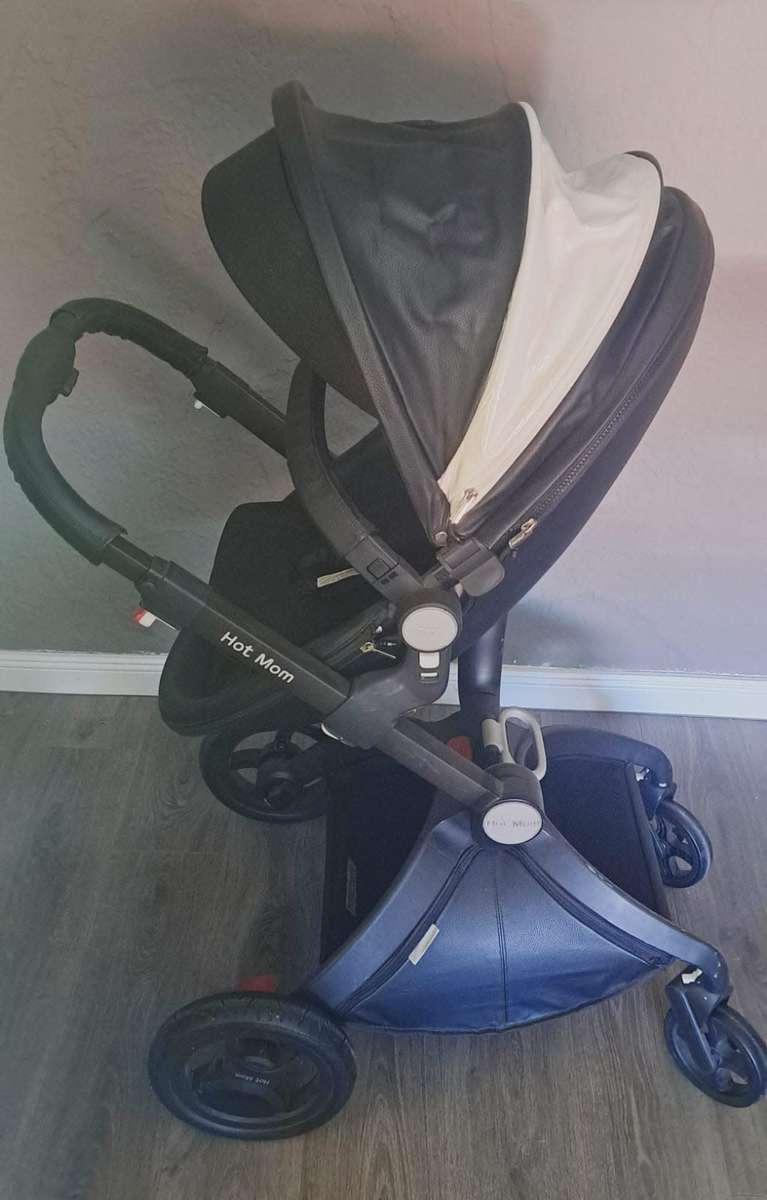 Hot Mom Pram with Bassinet