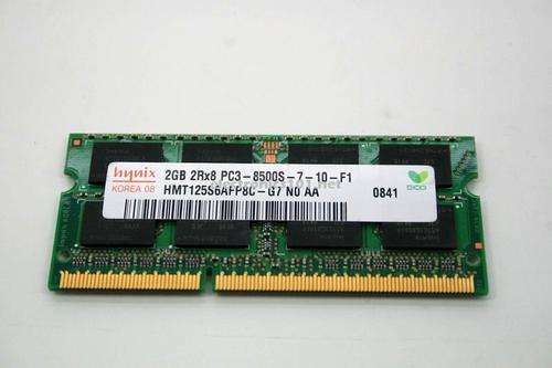 Hynix 2GB PC3 DDR3 laptop RAM