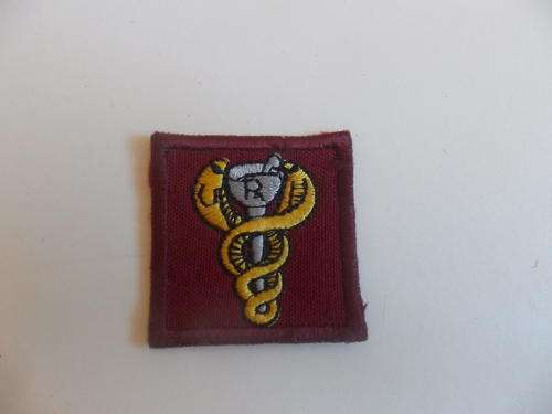SA Medical sew-on badge.