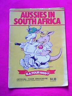 Aussies in South Africa official tour brochure/magazine. 41 original signatures by players.