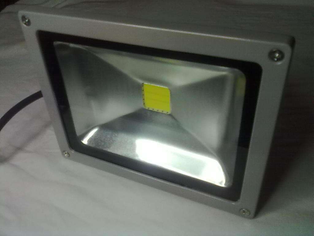 High power LED flood light 20 Watt 220VAC - White 6000K - FREE SHIPPING