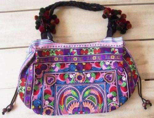 Unique Hand embroidery Pink heart handbag - 40 x 27 cm