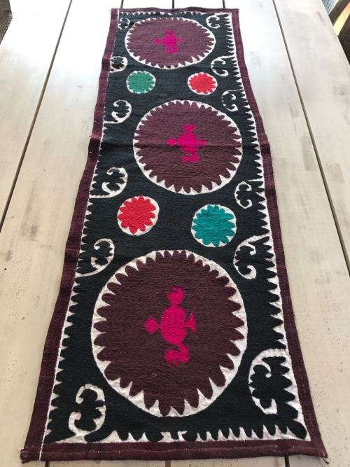 Suzani - Traditional hand-embroidered textile from Tajikistan 125 x 41 cm