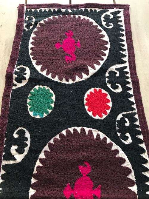 Suzani - Traditional hand-embroidered textile from Tajikistan 125 x 41 cm