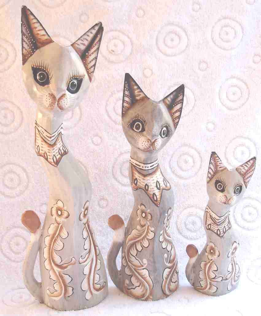 Curved cat with flowers Set