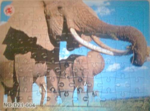 ELEPHANT PUZZLE - 70 PIECES