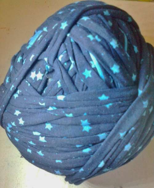 2  ROLLS FOR R1 - T-SHIRT YARN