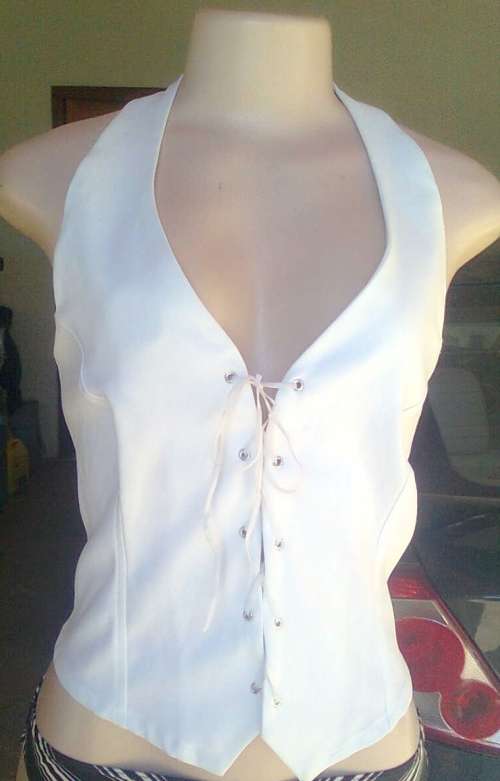 LADIES TOP - SIZE: 12 plus a free bikini