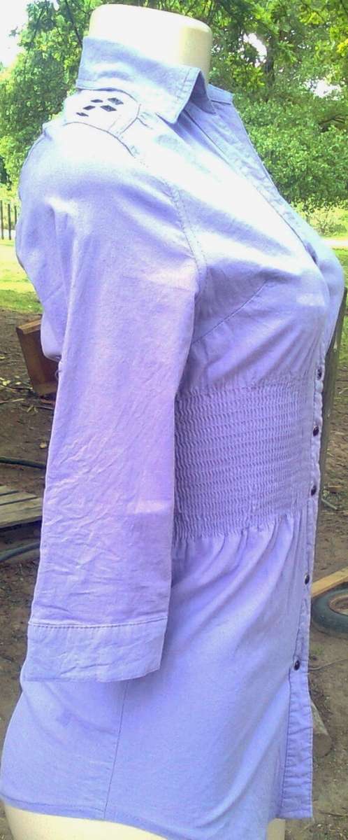 PURPLE LADIES TOP (NEW) - SIZE: MEDIUM