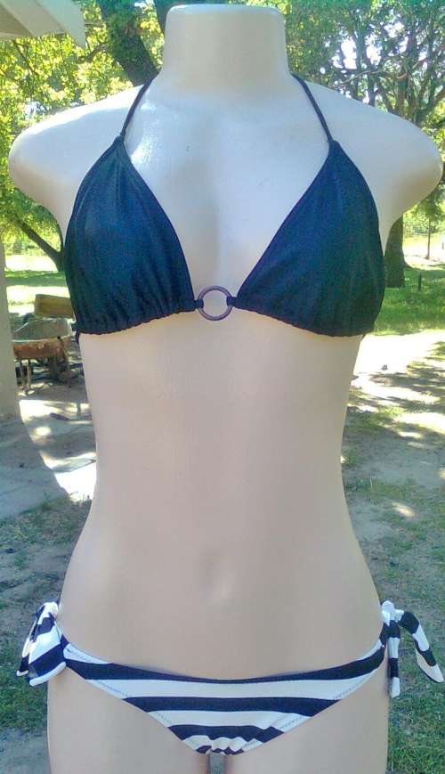 2 SWIMSUITS FOR R1 - SIZE: 10