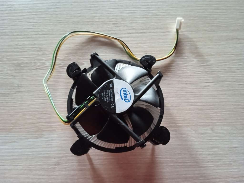 Motherboard Combo: 500W Power supply, MSI Motherboard, Hard Drive, CPU Fan, Wireless Connector