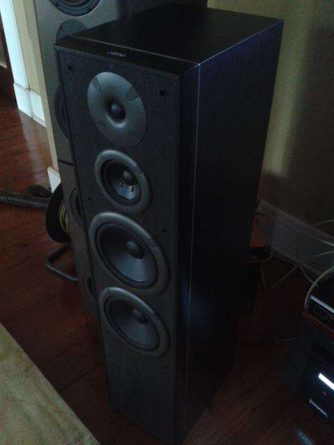 Jamo E670 Floorstanding Loudspeakers