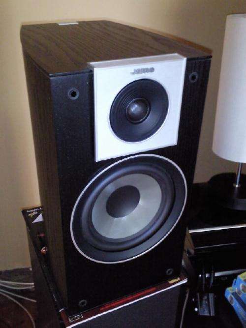 Jamo E640 hi-fi speakers