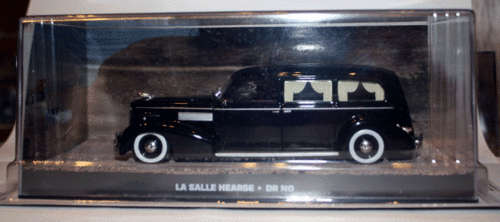 JAMES BOND 007 CAR COLLECTION No 92 LaSelle Hearse - Dr No - Cracked Display Case & Loose parts