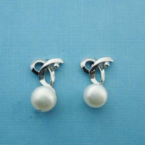 6-7mm Pearl earrings