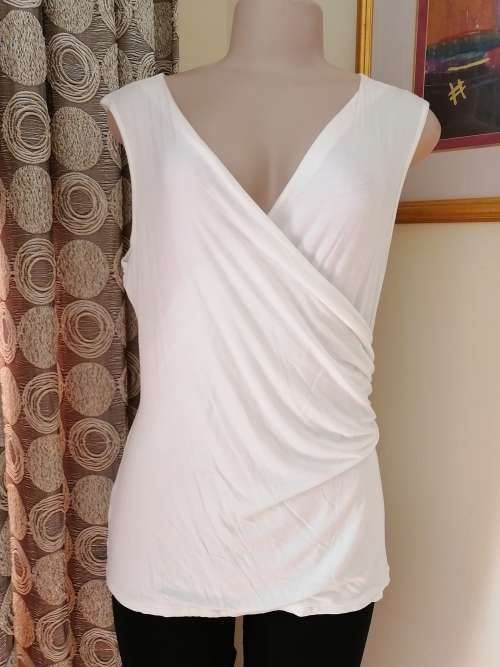 Cream Top With Ruched Front