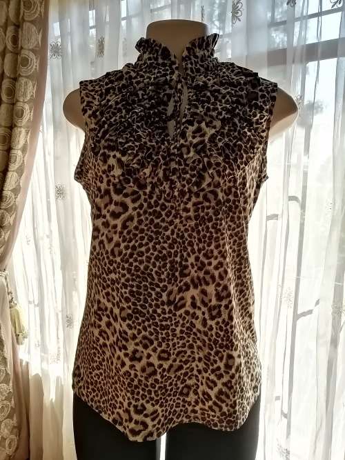 Sleeveless Animal Print Top